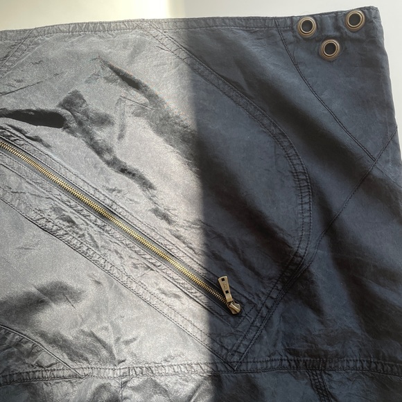 Unique Yves Saint Laurent Silk Skirt - Picture 10 of 10